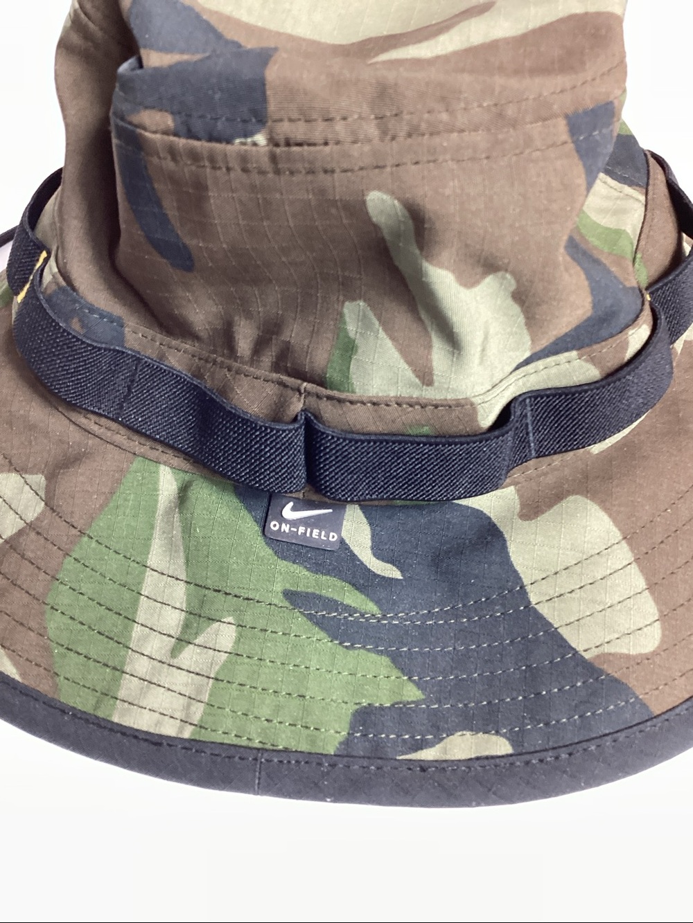 Men's Nike Camo LSU Tigers Sideline
Performance Bucket Hat L/XL - Picture 3 of 5